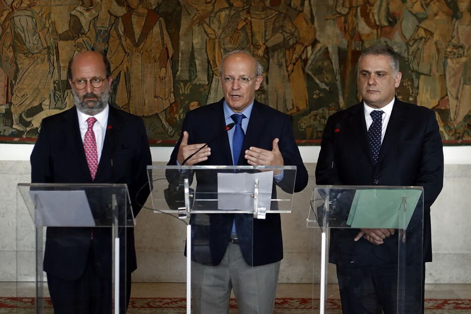 Governo anunciou que até final da legislatura não autoriza novas prospeções