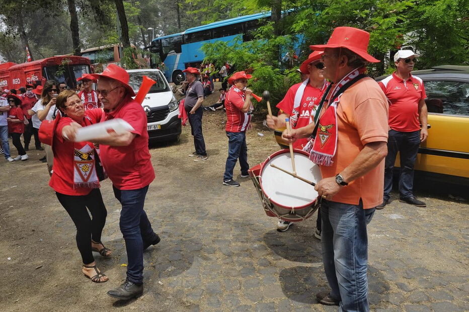 Adeptos do Aves fazem a festa no Jamor