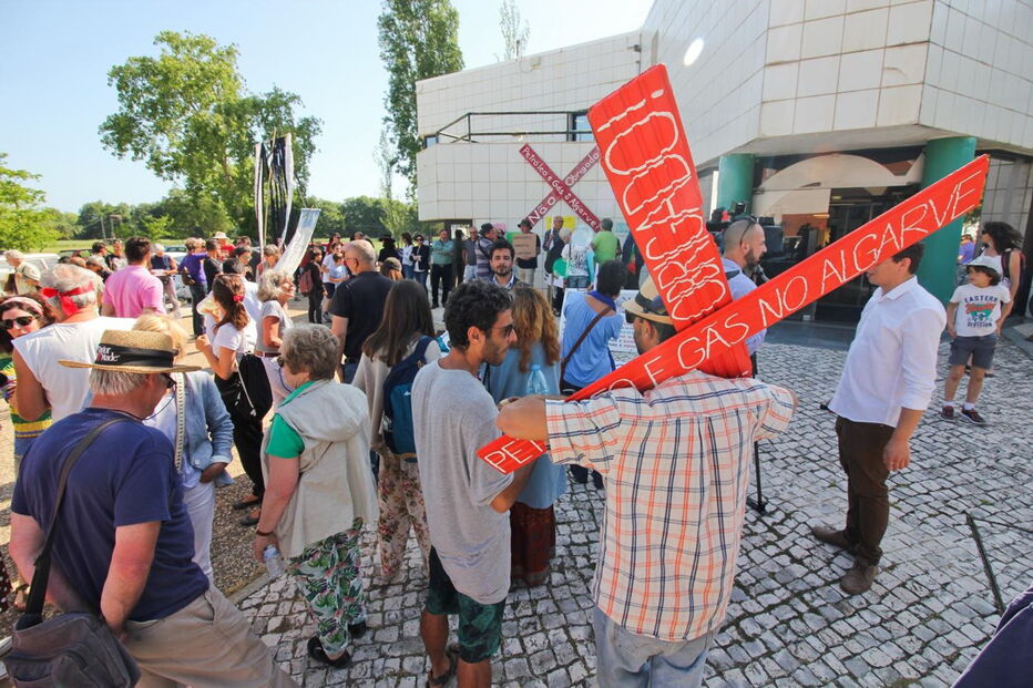 Primeiro protesto, após decisão da APA, realizou-se em Aljezur