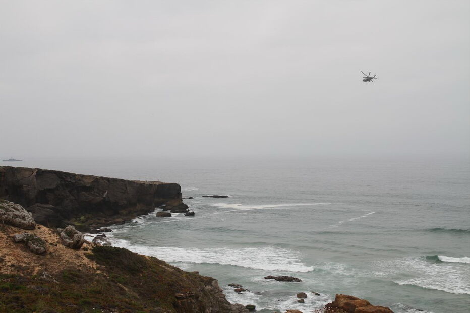 Buscas na praia do Malhão, em Vila Nova de Milfontes
