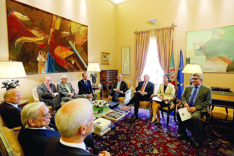 Marcelo Rebelo de Sousa recebeu os seis bastonários da Ordem dos Médicos no Palácio de Belém durante uma hora 