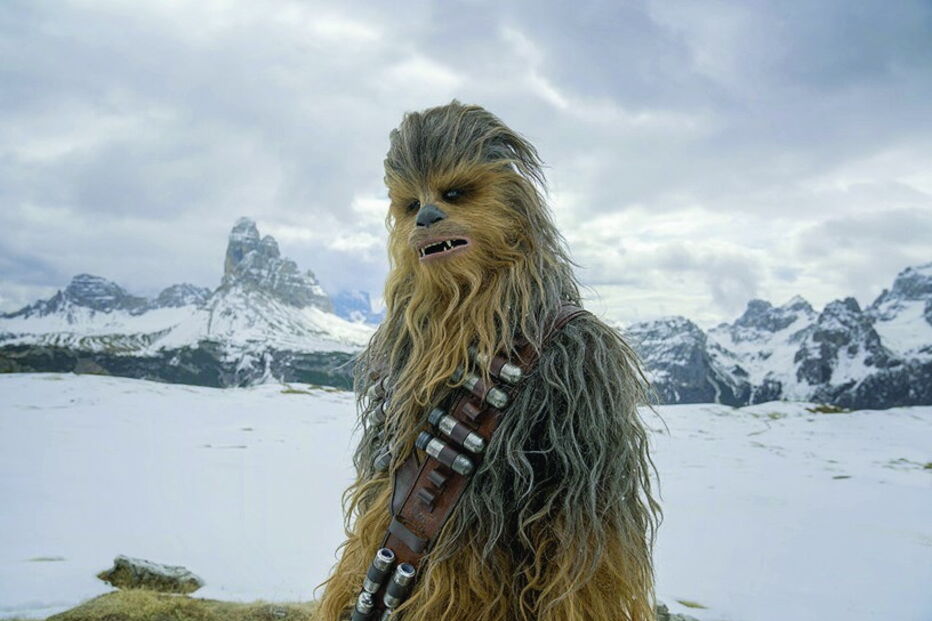 Filme mostra como Chewbacca conheceu o piloto