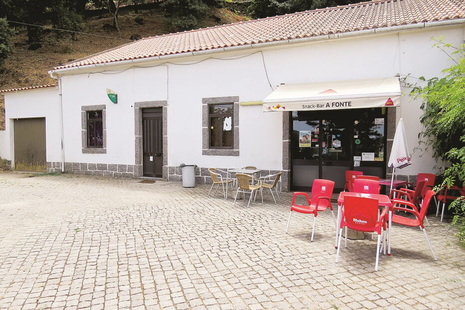 Crime aconteceu junto à esplanada do café ‘A Fonte’, em Monchique