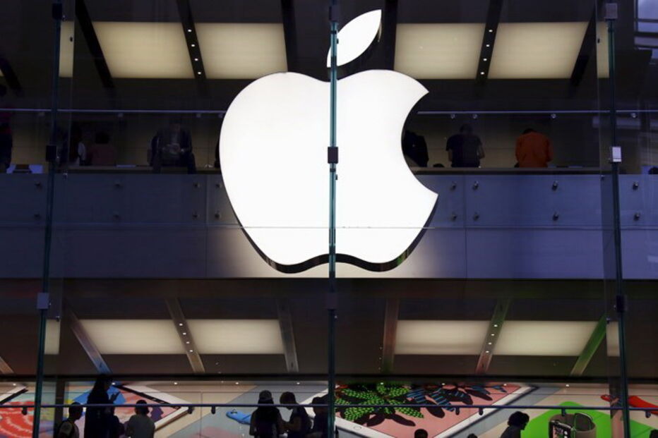 2018-02-23_15_41.29 4-apple.jpg