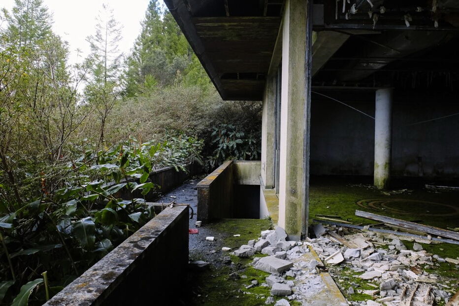 Hotel Monte Palace, na Ilha de São Miguel, está em ruínas há vários anos