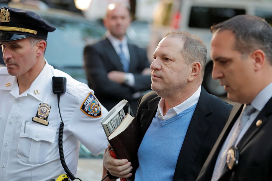 Harvey Weinstein entrega-se às autoridades em Nova Iorque