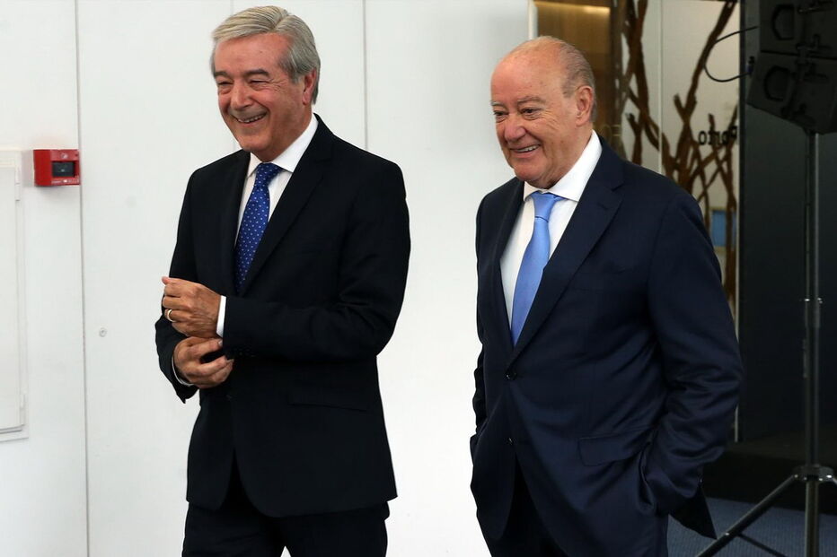 Fernando Gomes, administrador da SAD do FC Porto com o presidente Pinto da Costa