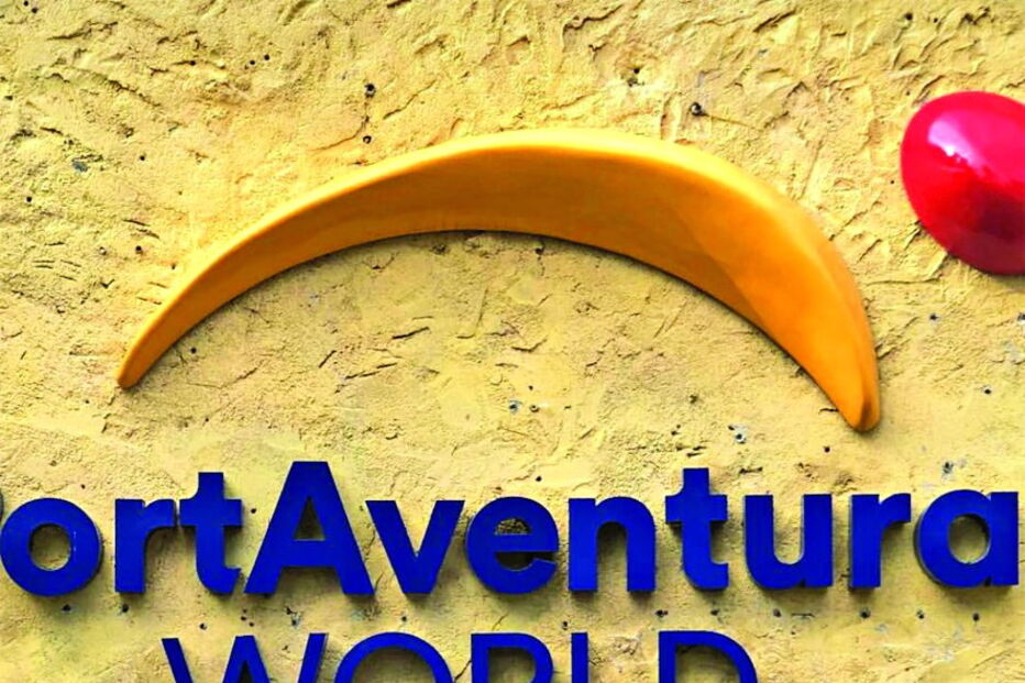 Nelson Semedo e a companheira, Marlene, no Portaventura, em Espanha 