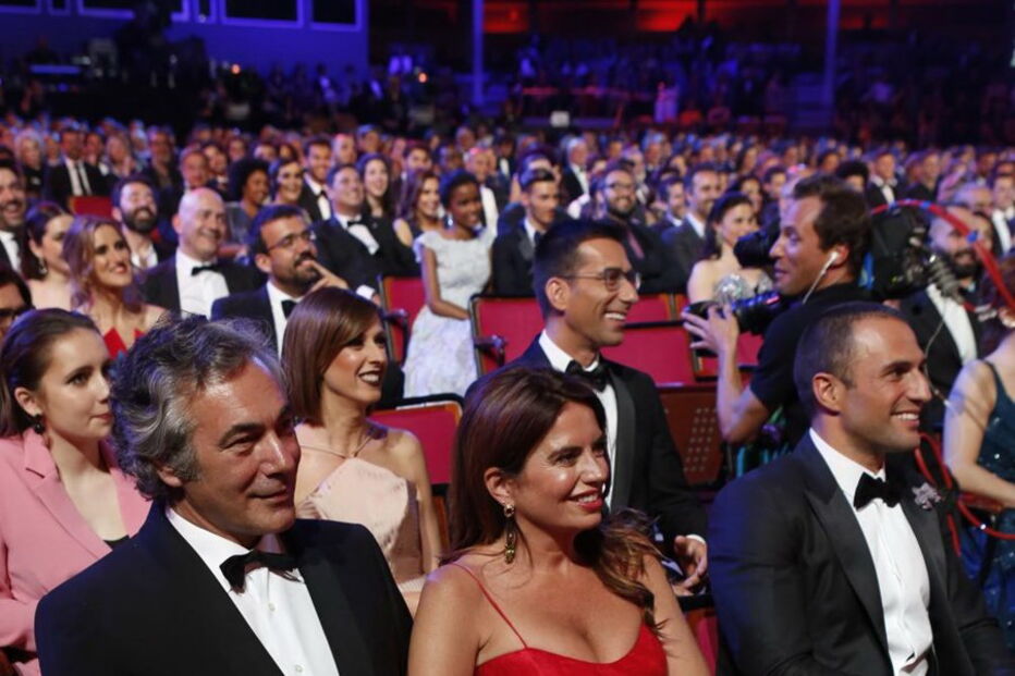 Bárbara Guimarães assume romance