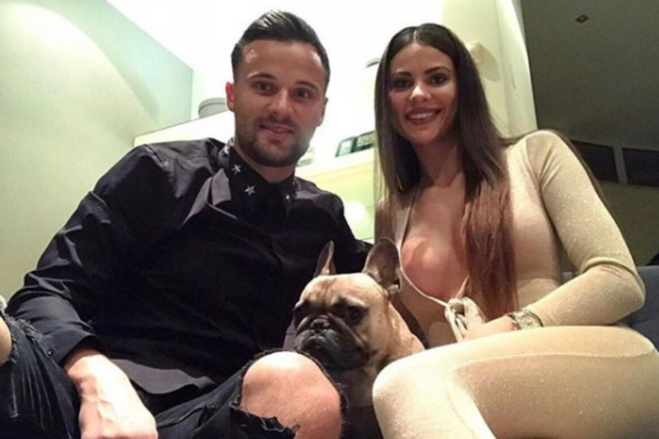 Amina Basic e Seferovic já namoram há dois anos