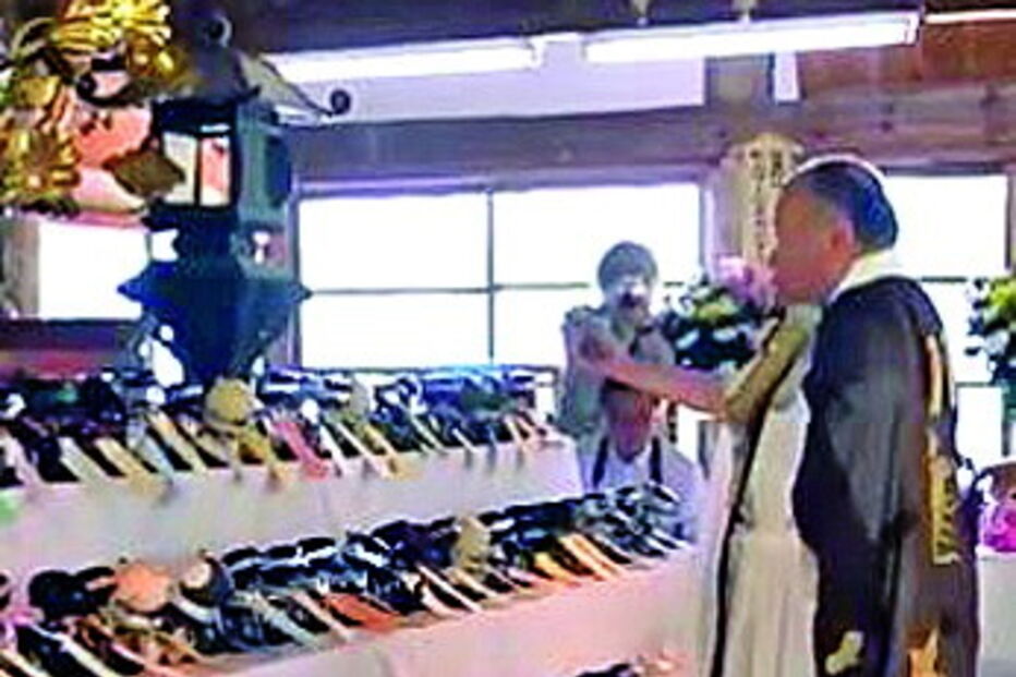 Templo reza por cães-robô