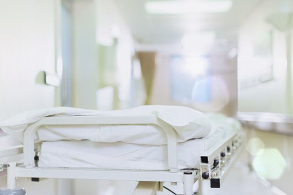 Cama de hospital