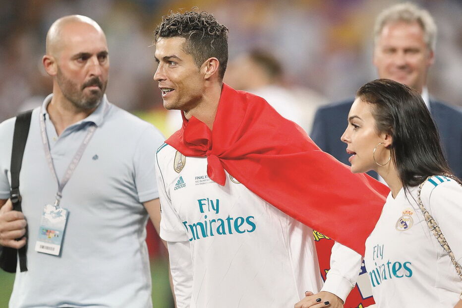 Cristiano Ronaldo protegido em Kiev
