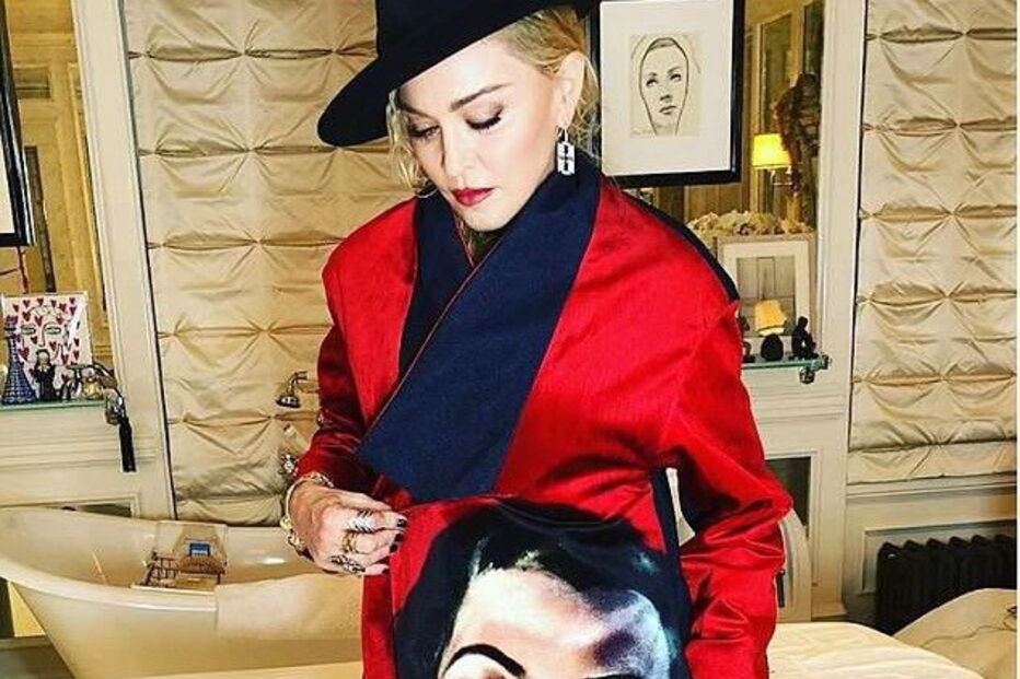 Madonna mostra decoração de palácio em Lisboa