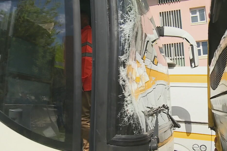 Acidente entre dois autocarros faz vários feridos em Lisboa