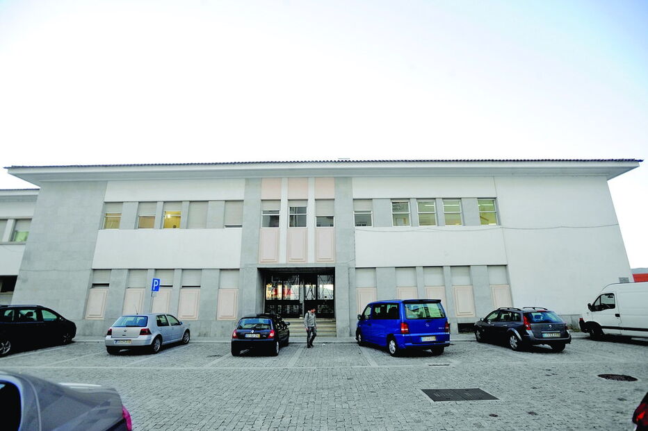 Quatro detidos foram presentes ao Tribunal de Castro Daire e saíram em liberdade com apresentações diárias à GNR