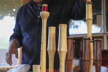 Jorge Lira constrói gaitas de foles e vende-as para vários países