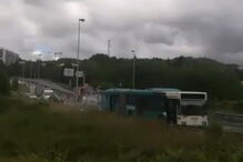 Autocarro incendeia-se na circular urbana em São Torcato