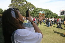 Milhares aproveitaram o sol e a boa música no segundo dia de Primavera Sound	