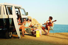 Lágrima artificial deve ser utilizada na praia