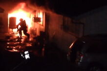 Chamas consumiram a casa