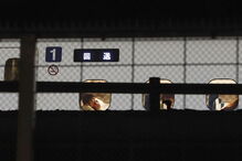 Um morto e dois feridos graves em ataque num 'comboio bala' no Japão