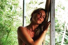 Oceana Basílio, Bali, Indonésia