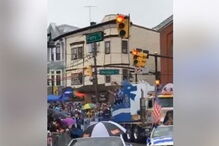 Festa azul e branca em Newark