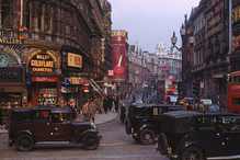 Nos anos 50, os londrinos ainda visitavam a colorida Shaftesbury Avenue, no West End, para ir ao teatro