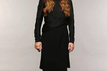 Elvis Presley, Lisa Marie Presley, Acusa, Empresário, Barry Siegel, Fortuna, Gasto, Cantora