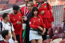 Georgina Rodríguez apoia seleção nacional e Ronaldo na Rússia