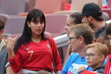 Georgina Rodríguez apoia seleção nacional e Ronaldo na Rússia