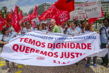 Trabalhadores do setor das limpezas manifestaram-se em Lisboa