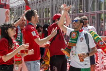 Adeptos torcem por Portugal durante Mundial	