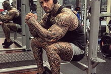 Soldado exibe vida luxuosa e tatuagens proibidas no Instagram