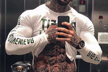 Soldado exibe vida luxuosa e tatuagens proibidas no Instagram