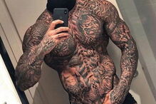 Soldado exibe vida luxuosa e tatuagens proibidas no Instagram