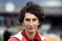 Morreu velocista Irena Szewinska