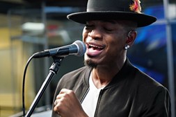 Ne Yo foi pai pela quarta vez Famosos Correio da Manh