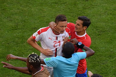 Matić dá nas vistas pelas piores razões