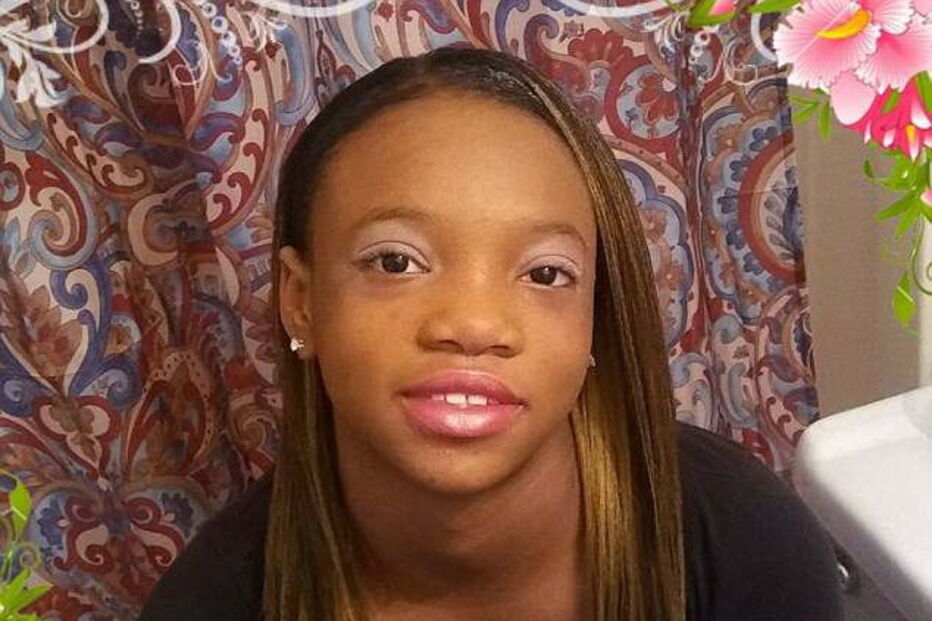 Nylah Lightfoot, de 14 anos, foi esfaqueada por amiga de 13