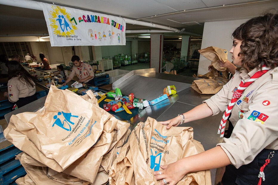 Campanha do Banco Alimentar conta com o apoio de escuteiros e diversas entidades e associações