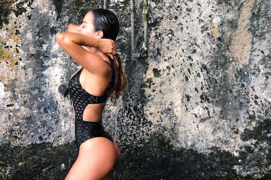 Joana Duarte escaldante nas férias