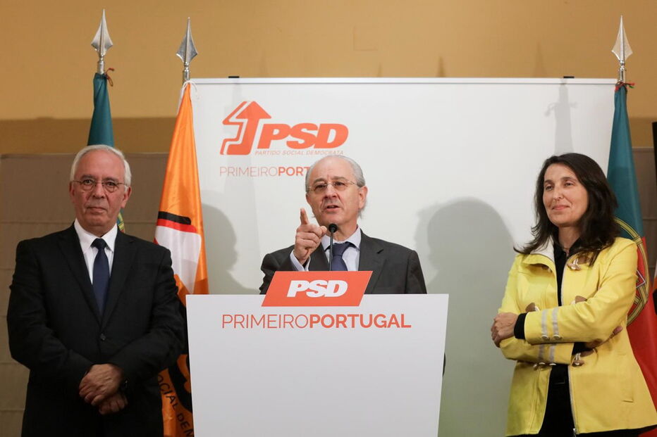 Rui Rio, líder do PSD, apresentou as medidas com David Justino, que lidera o Conselho Estratégico Nacional 