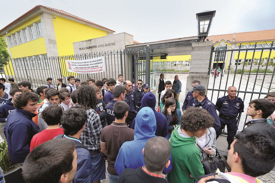 Greves em dias de exames podem estar de regresso: em 2013, milhares de alunos foram impedidos de fazer o exame nacional do secundário de Português