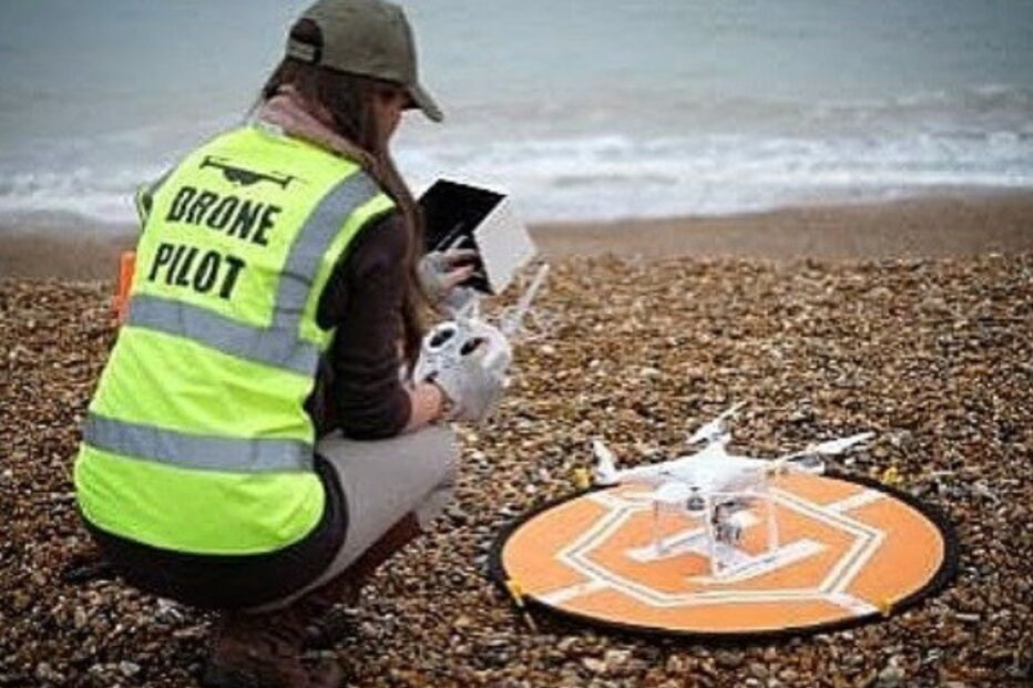 Poluição nos oceanos combatida com drones