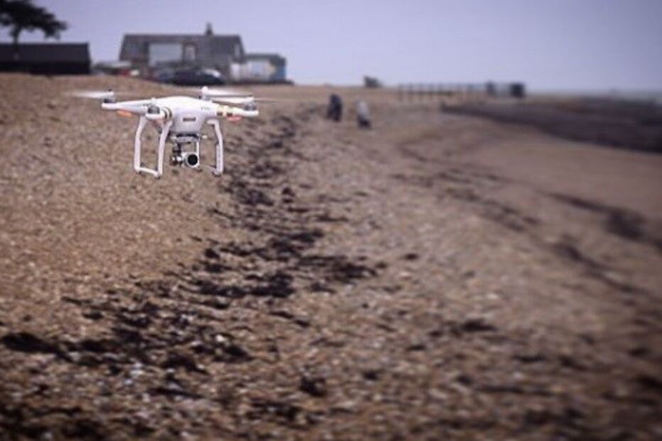 Poluição nos oceanos combatida com drones