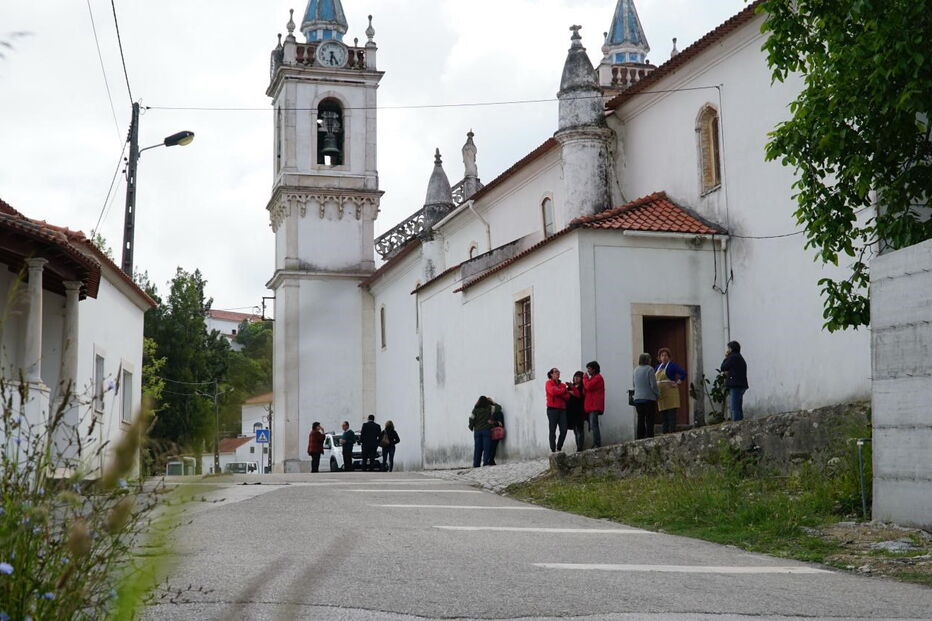 Arnal chora desaparecimento do padre Marco Brites