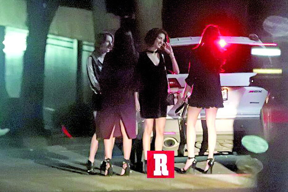 Jogadores do Benfica e FC Porto apanhados em festa com álcool e mulheres