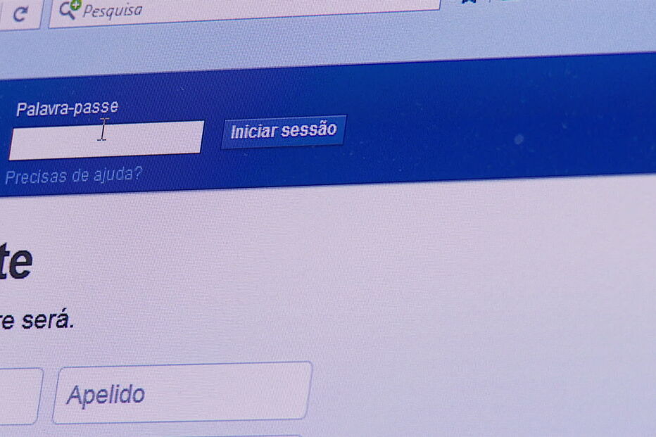 2018-06-07_12_46.33 Condenado por aliciar jovens no Facebook.jpg